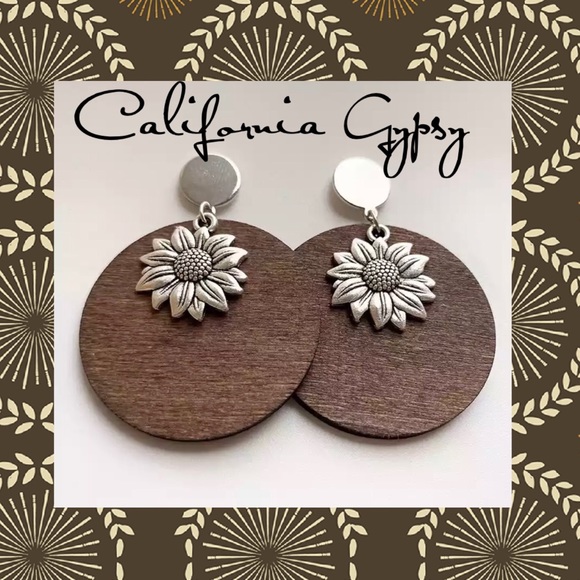 Sunflower Charm Round Wood Earring - Picture 3 of 7